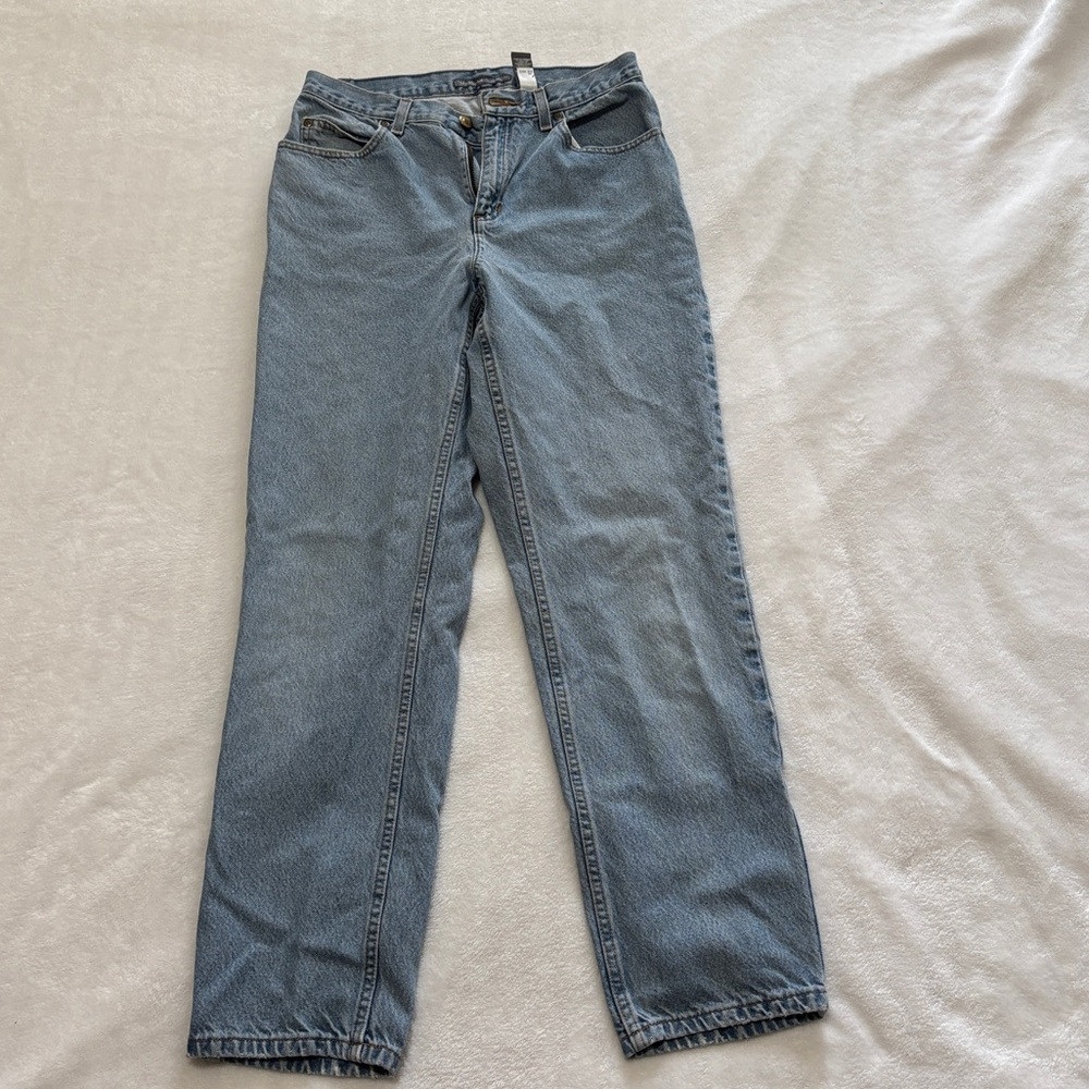 Liz Claiborne Women's Straight Leg Jeans in Blue